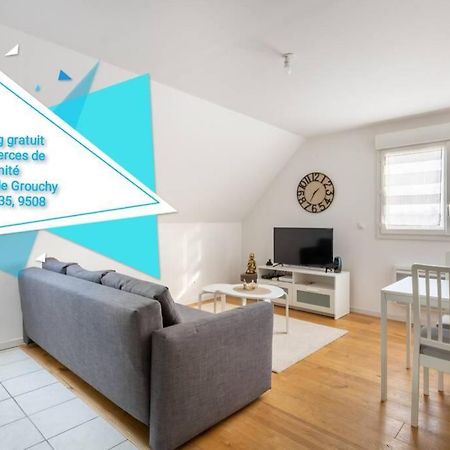 Grand Confort, Appartement Osny Экстерьер фото