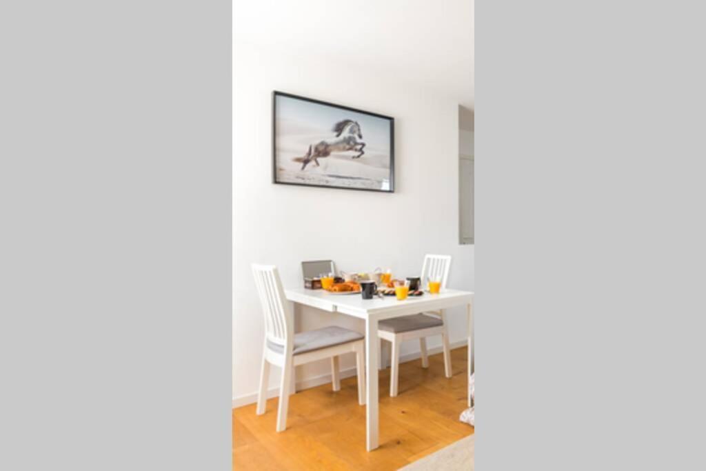 Grand Confort, Appartement Osny Экстерьер фото